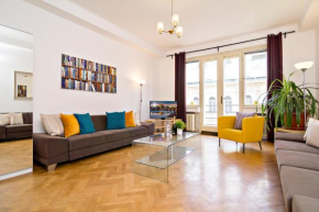 Apartments with 2 Bathrooms, Prague